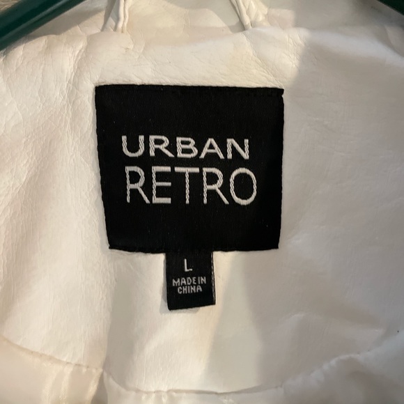 White faux leather jacket with embroidered flowers - Picture 3 of 4